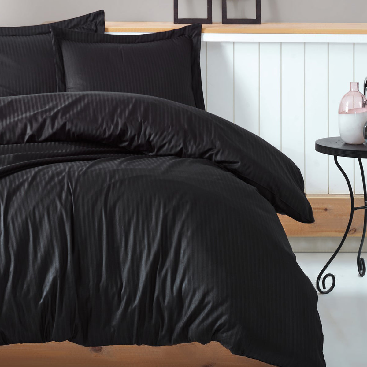 SUSSEXHOME Deep Black Satin Duvet Cover Set, 100 High Quality Turkish