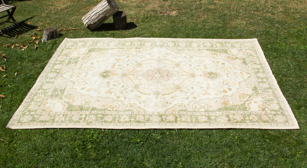 Vintage Handmade Unique Rug  6'0'' X 9'5''