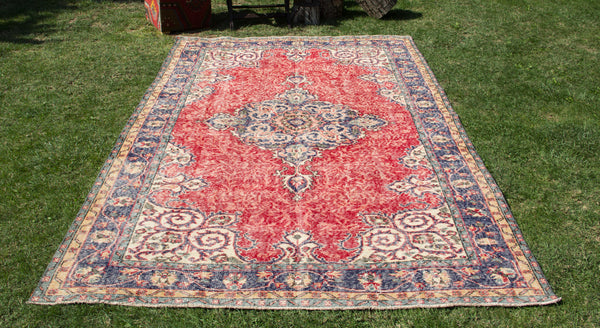 Vintage Handmade Unique Rug  5'9'' X 9'9''