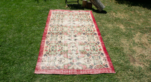 Vintage Handmade Unique Rug  4'9'' X 8'9''