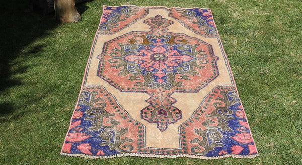 Anatolium Handmade Unique Rug  3'2'' X 6'6''