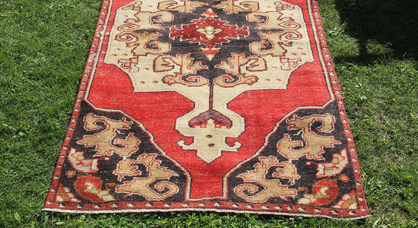 Anatolium Handmade Unique Rug  3'4'' X 5'11''