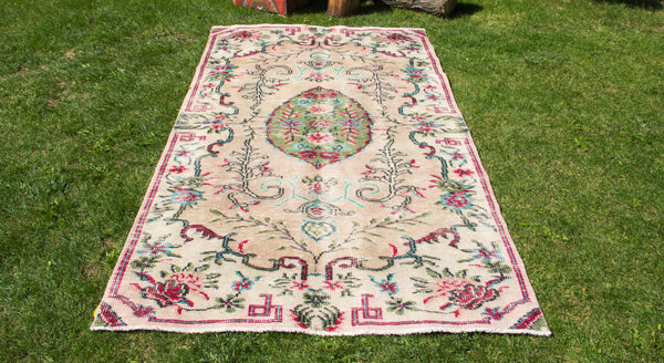 Vintage Handmade Unique Rug  4'2'' X 8'1''