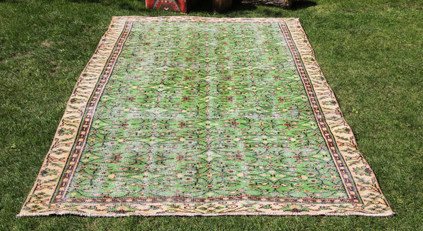 Vintage Handmade Unique Rug  5'4'' X 8'11''