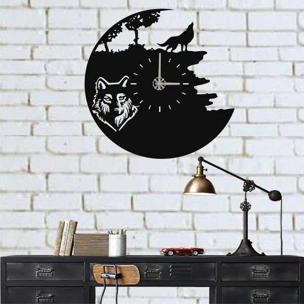 Wolf Clock