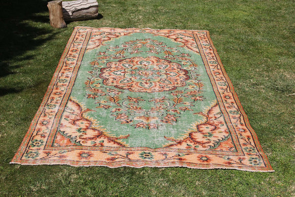 Vintage Handmade Unique Rug  5'7'' X 9'5''