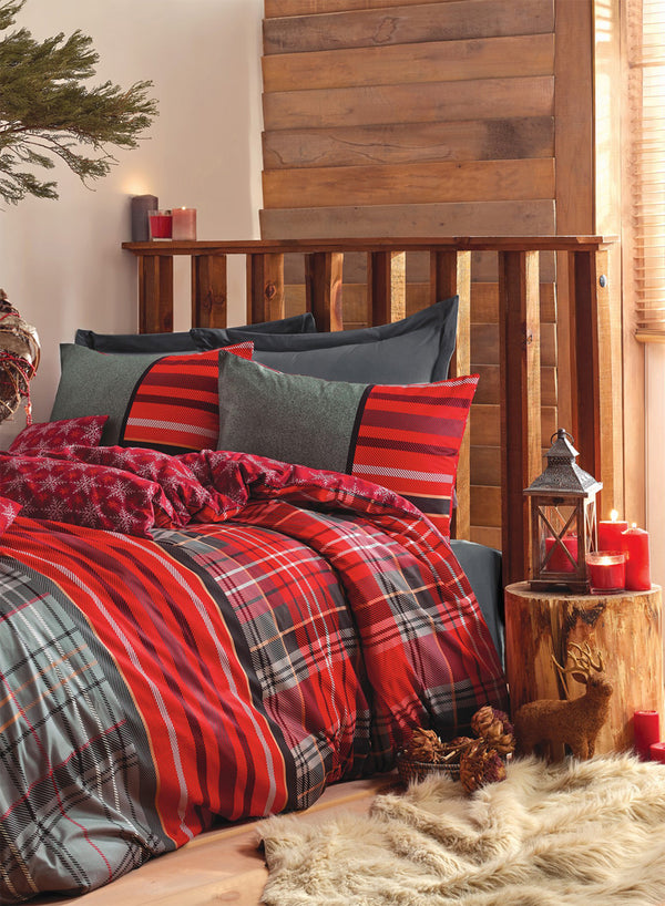 Christmas Carol Stars Duvet Cover Set | Red